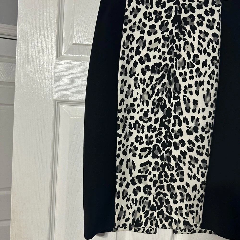 NWT White House Black Market Leopard Print Pencil Skirt - Picture 4 of 14